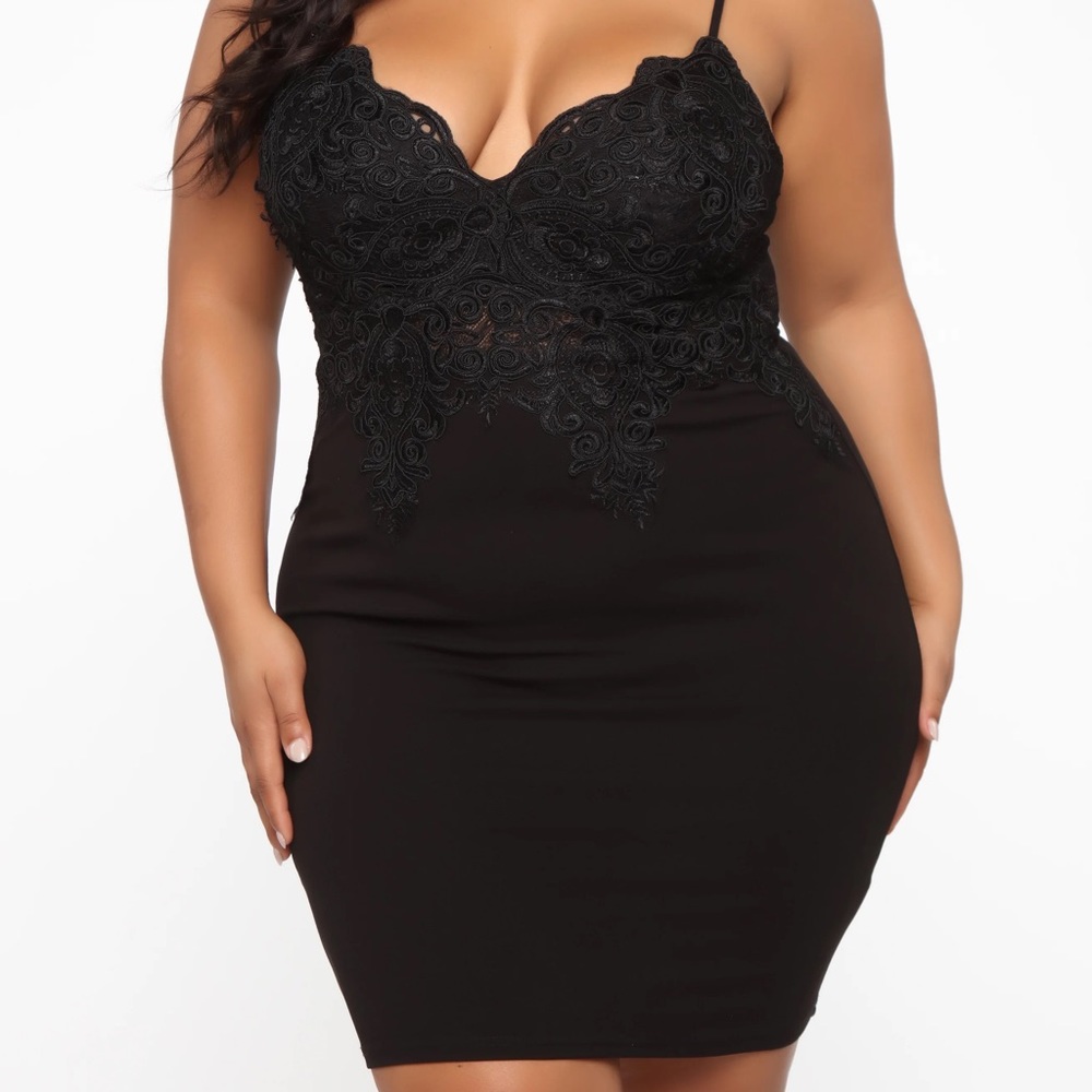 🖤🖤 BLACK LACE DRESS‼️‼️ NEW WITH TAGS🔥🔥🖤🖤